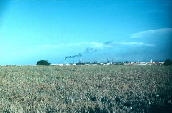 Lgo01Refinery.jpg