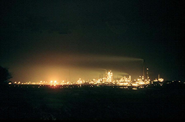 Lgo10RefineryatNight.jpg